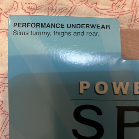 NWT SPANX BARE COLOR. SIZE C - Picture 2 of 4